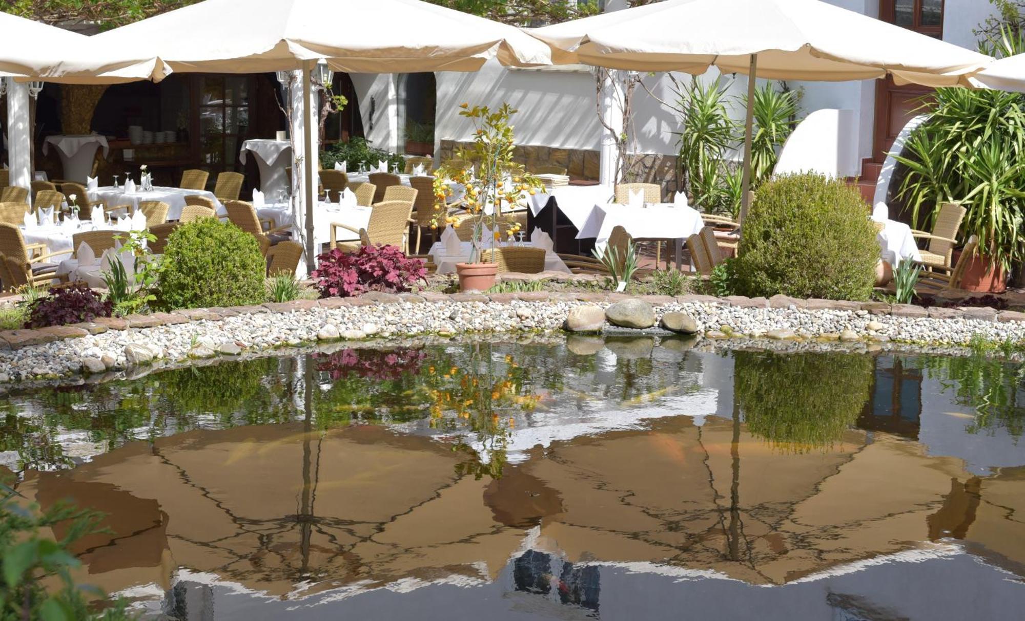 Winzergarten Hotel-Restaurant Grosskarlbach Exterior photo